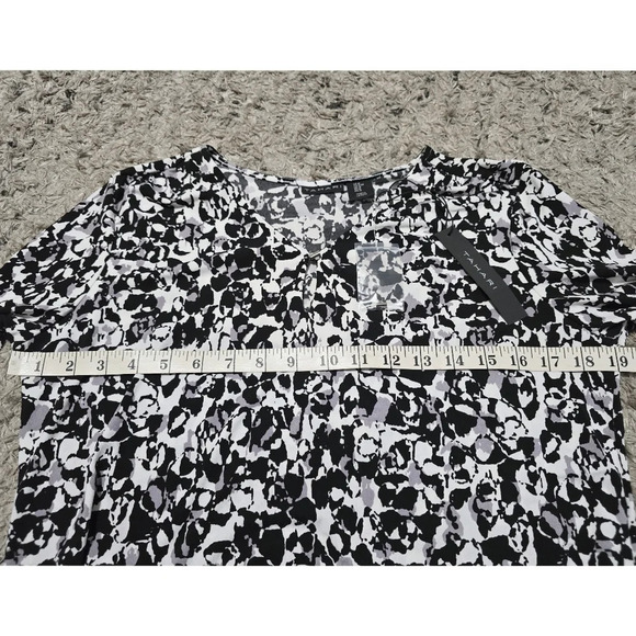 NWT TAHARI Long Sleeve Black & White Abstract Blouse, Comfortable Workwear, M - Picture 7 of 10
